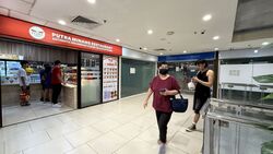 Lucky Plaza (D9), Retail #505303191